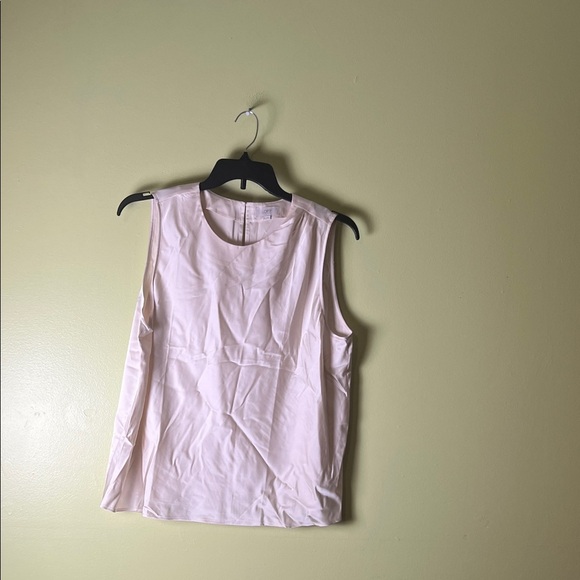 Elegant  LOFT cream Sleeveless Top - Picture 1 of 4